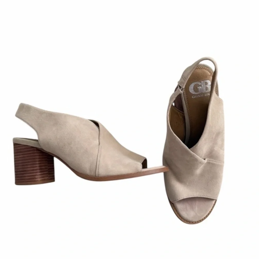 Gianni Bini Outta Town Suede Sandal